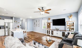 2710 Bluestem Dr, Beaufort, SC 29902