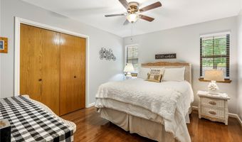 32 Harlow Dr, Bella Vista, AR 72715