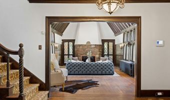 1952 CANTERBURY Rd, Abington, PA 19001