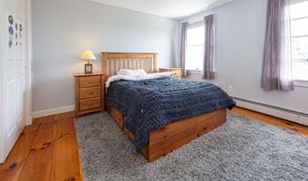 379 Bay View Dr, Bar Harbor, ME 04609