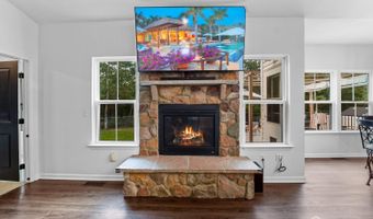 23 Avalon Ave, Barnegat, NJ 08005