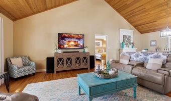 8 Alexander Chapel Dr, Asheville, NC 28804