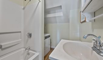 7 Goodrich Falls Rd, Bartlett, NH 03838