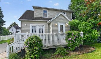 110 Pierce St, Arlington, WI 53911