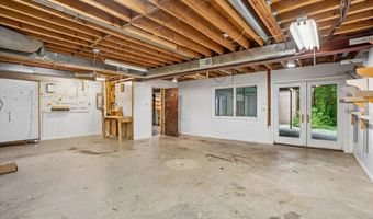 9009 CHARRED OAK Dr, Bethesda, MD 20817