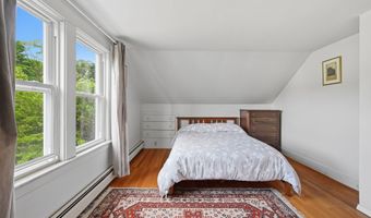 37 Fleetwood Ave, Bethel, CT 06801
