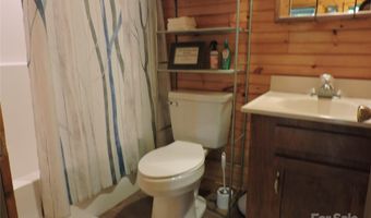 674 Johnson's River Bend Ln, Bakersville, NC 28705