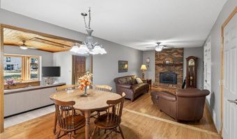 15716 Hayes Trl, Apple Valley, MN 55124