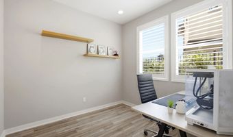 2572 S Escondido Blvd 808, Escondido, CA 92025