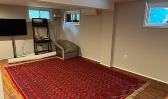 6305 TONE Dr, Bethesda, MD 20817