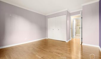 1615 E CENTRAL Rd 218C, Arlington Heights, IL 60005