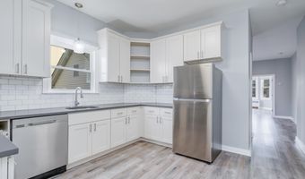 86 W 27TH St 4, Bayonne, NJ 07002