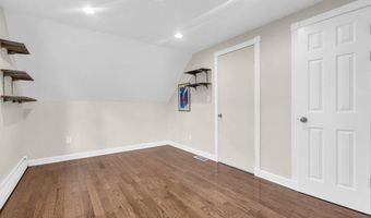 9 Jubilee Cir, Aberdeen, NJ 07747