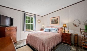 85 Lakewood Dr, Belmont, NH 03220
