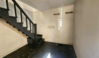 71 Boothby St, Augusta, ME 04330