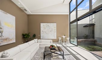 4758 Kahala Ave, Honolulu, HI 96816