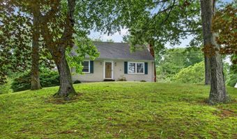 17 Hunters Path, Clinton, CT 06413