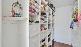 9800 W Bay Harbor Dr 309, Bay Harbor Islands, FL 33154