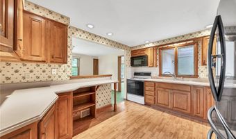 27 Lynn Lea St, Amherst, NY 14221