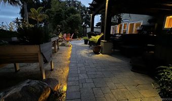 1858 Laurel Rd, Oceanside, CA 92054
