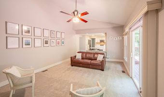 3085 N Foxridge Ct, Ann Arbor, MI 48105