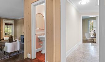 9400 FALLS Rd, Potomac, MD 20854