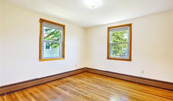 9 Custer Ave, Johnston, RI 02919