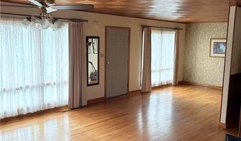 433 S 8th St, Atchison, KS 66002