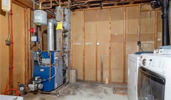 370 Bryant St, Cumberland, RI 02864