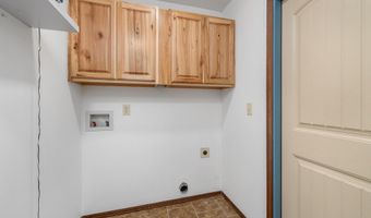 5334 N Rock Spring St, Bel Aire, KS 67226