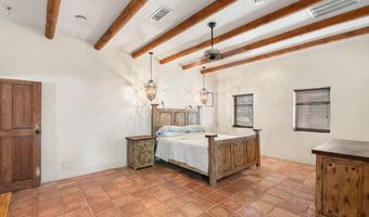 32 CIELO DORADO Dr, Anthony, NM 88021