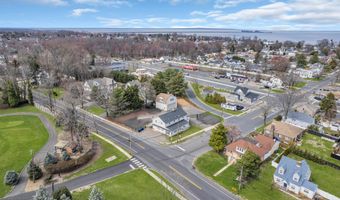 959 Leonardville Rd, Atlantic Highlands, NJ 07716