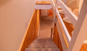 65 Huguenot Dr, East Greenwich, RI 02818