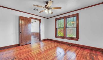 302 S 6th St, Chickasha, OK 73018