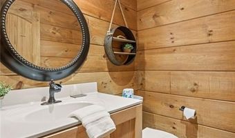 407 Signature Ridge Rd, Banner Elk, NC 28604