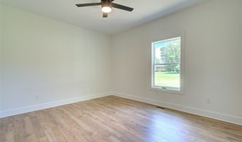 410 Edgewood Dr, Belton, SC 29627