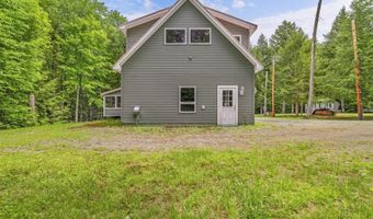 30 Beaver Bog Ln, Abbot, ME 04406