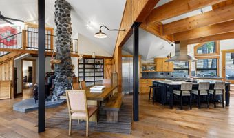 63220 Johnson Rd, Bend, OR 97703