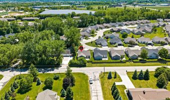 4996 BOXWOOD Ln, Appleton, WI 54913