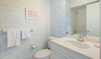 44 Hale Ln, Darien, CT 06820