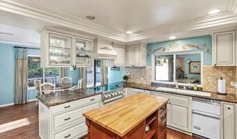 2927 Circle Dr, Escondido, CA 92029