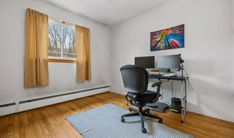 3 Mary Ann Dr, Danbury, CT 06811