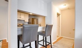 20950 TIMBER RIDGE Ter 202, Ashburn, VA 20147