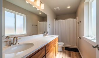 746 Seacrest Dr, Bandon, OR 97411