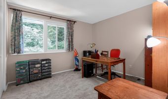 7551 SPRING LAKE Dr D-1, Bethesda, MD 20817