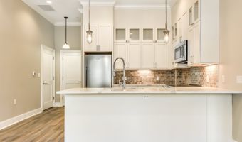 1077 Post Rd 2, Darien, CT 06820