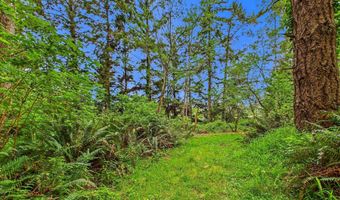 452 Tanglewood Rd, Arcata, CA 95521