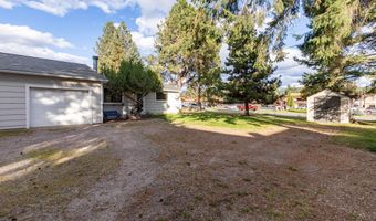 219 Lake Hills Ct, Bigfork, MT 59911