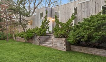 54 Fox Hunt, Amagansett, NY 11930