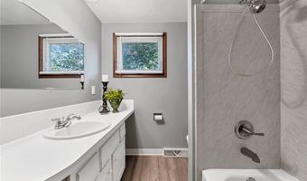 47 Brian Ave, Amherst, NY 14221